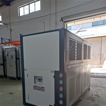 碳化机用30HP祝松风冷式冷水机，制冷量90kw